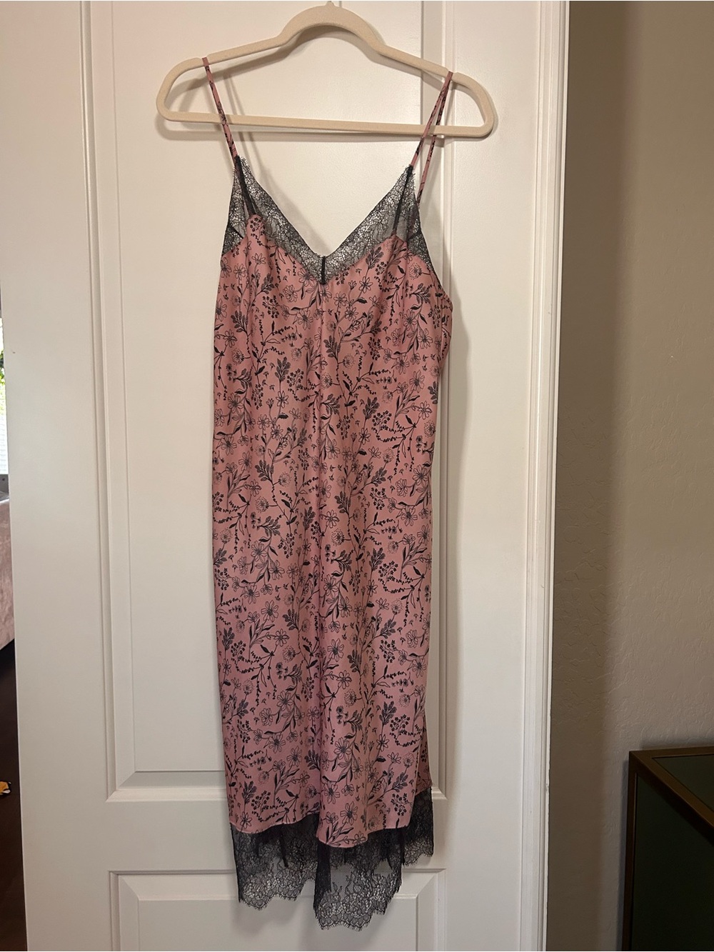 🖤🌸💕Victoria's Secret Pink Floral Lace-Trim Slip Dress 💕🖤🌸